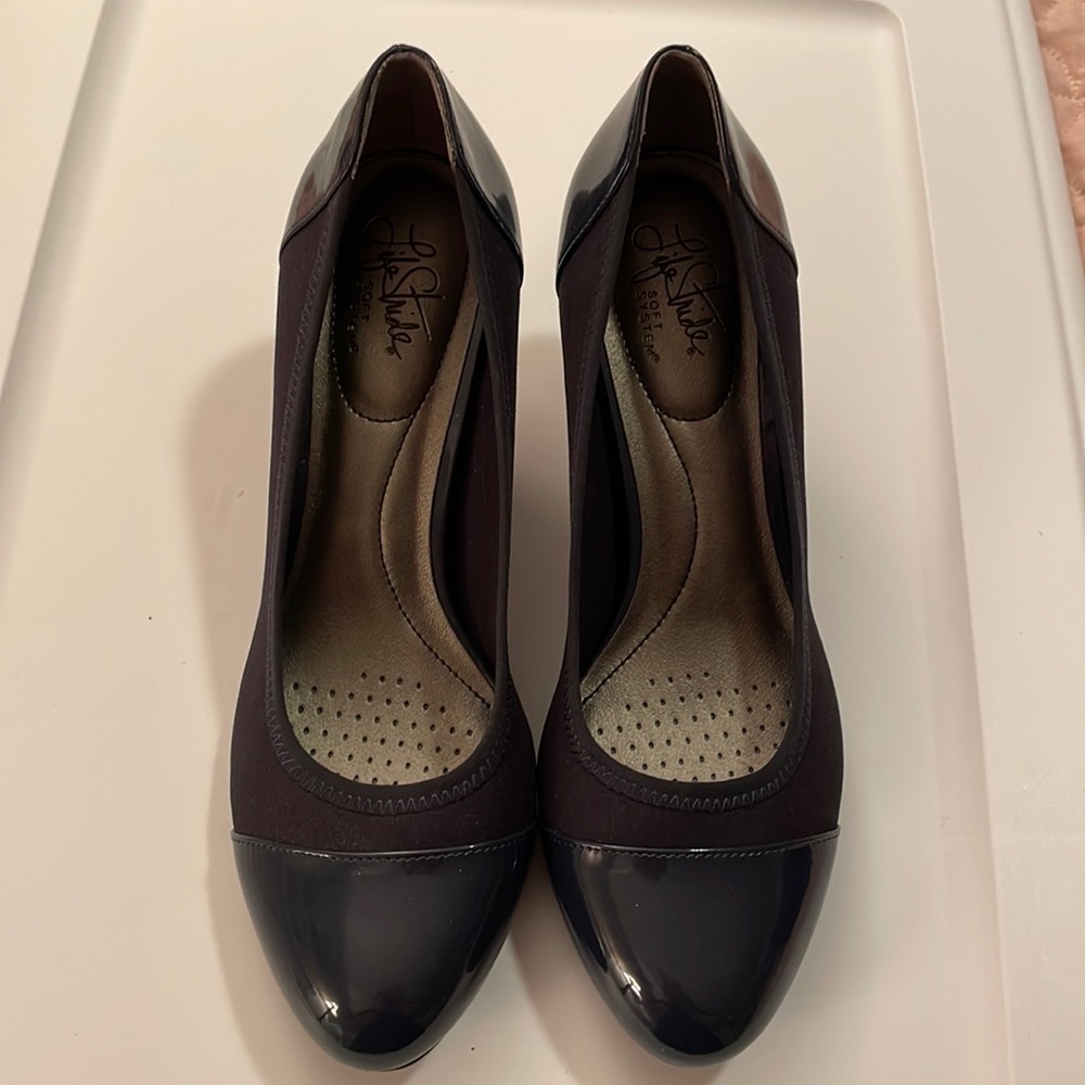 Navy Heels